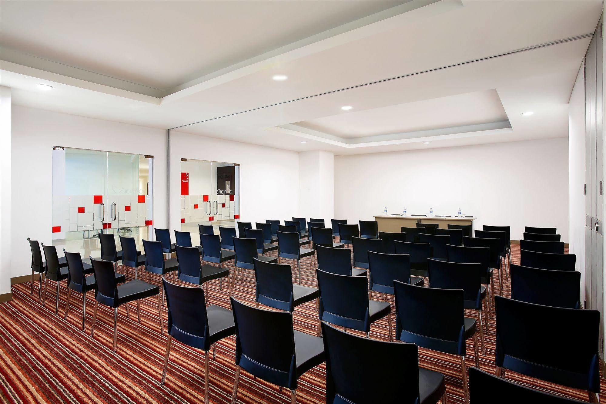 Amaris Seasons Hotel 2*